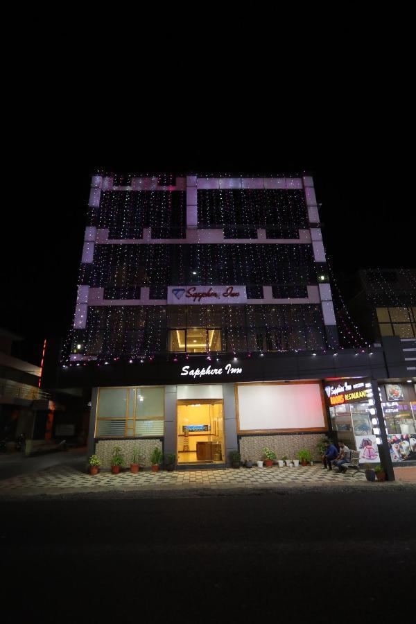 Sapphire Inn Nedumbassery Esterno foto